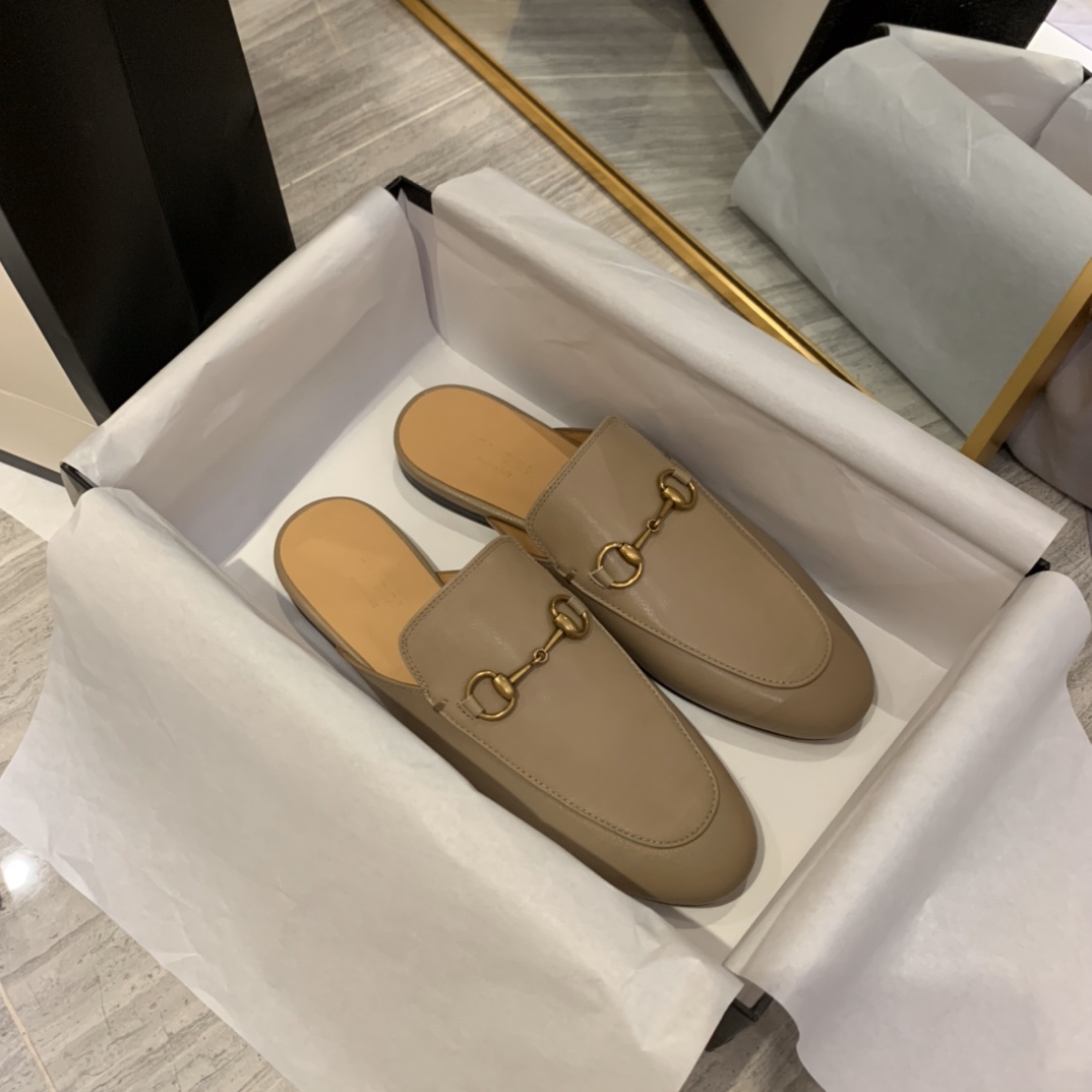 

Princetown leather slipper women men leather loafer outdoor shoes Mules Fur Slippers Flats Designer Fashion Metal Chain Lady Casual shoe, Color 6