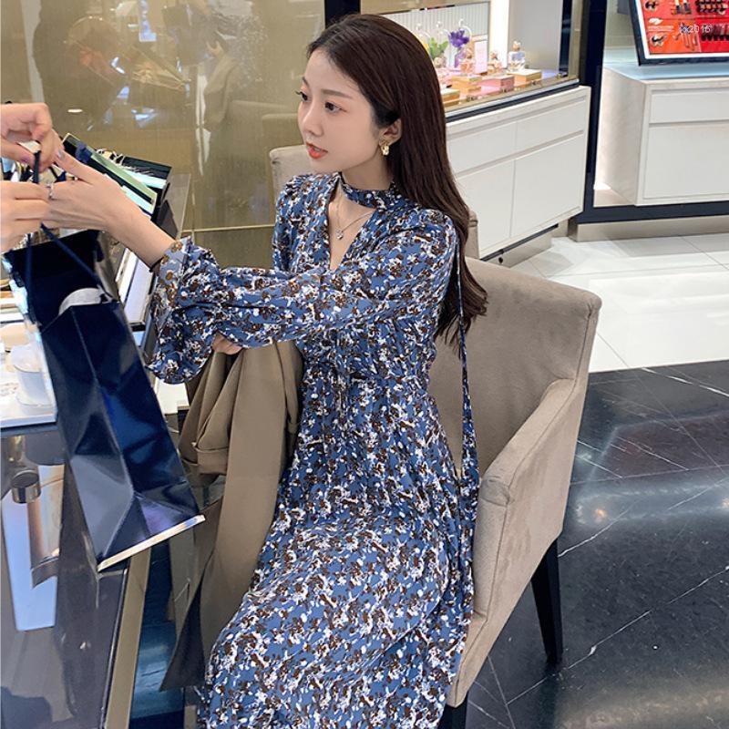 

Casual Dresses Autumn Floral V-Neck Long Sleeve Dress Women's Waist Is Slim Chiffon Trumpet Medium Length Skirt, Blue
