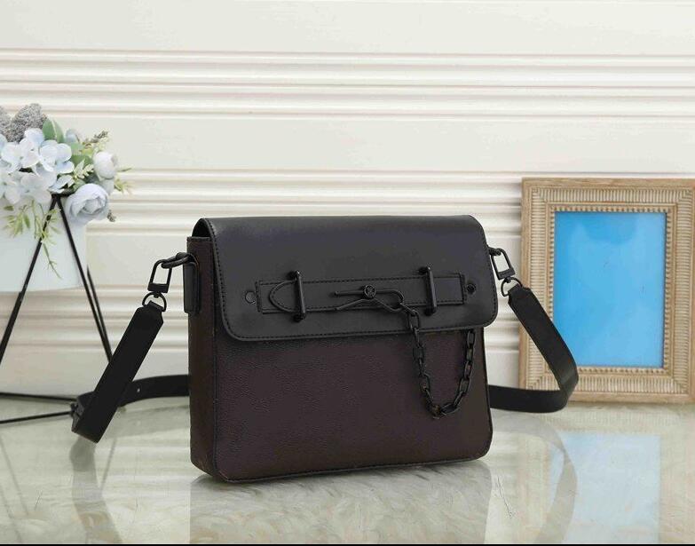 Sac messager Sacs à bandoulière Taurillon Pochette fourre-tout Chaîne de créateur Cuir Gaufrage Monogrammes Portefeuilles de luxe Portefeuilles S