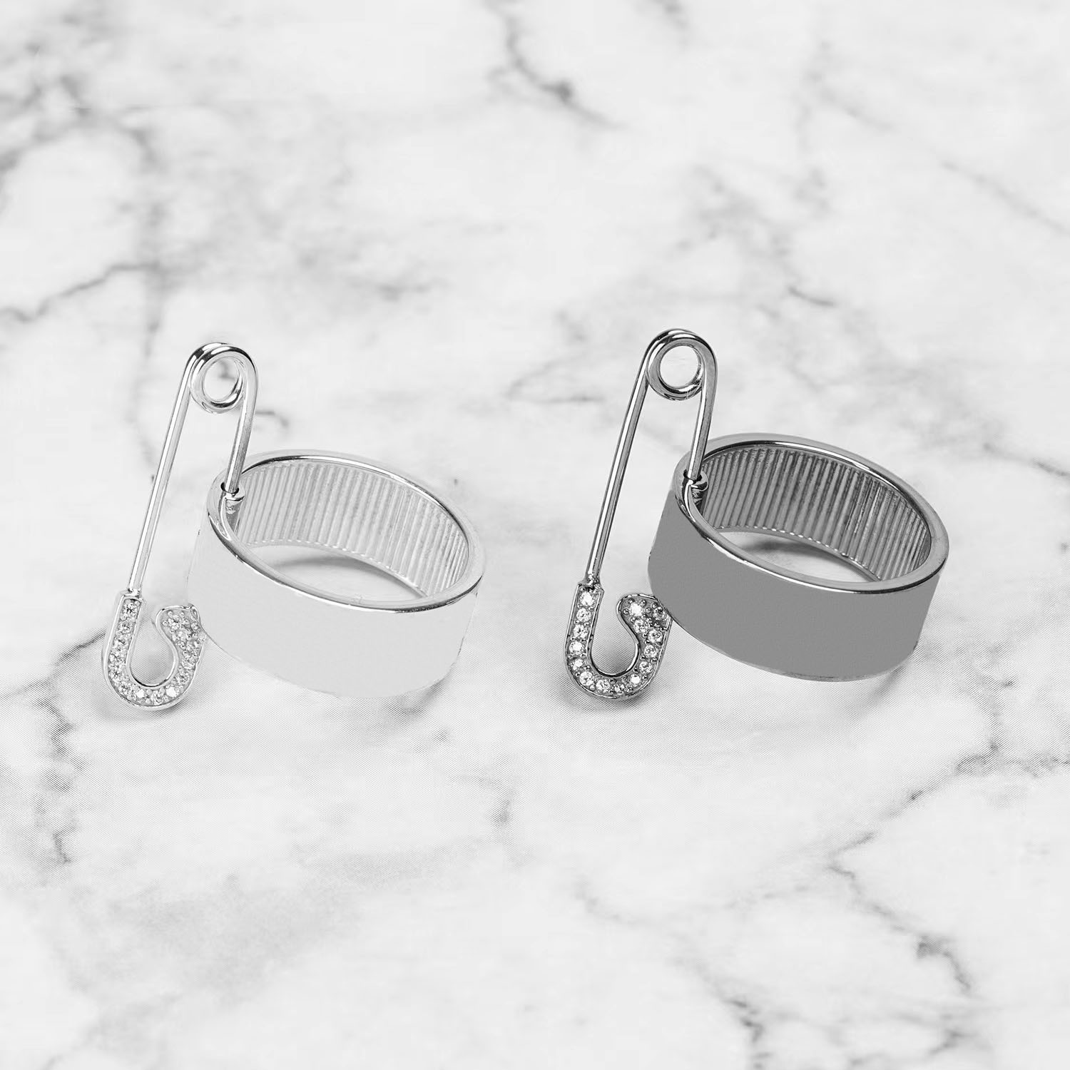 

Cluster designer ring for women diamond pin Saturn rings jewelry vintage punk trendy fashion accessory gold and silver metal quality charming girls daily wear gifts