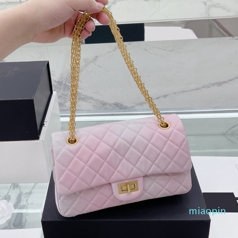 

2.55 France Womens Painted Smudge Princess Classic Double Flap Bags Quilted Pink Gold Metal Matelasse Chain 26x15C, Box