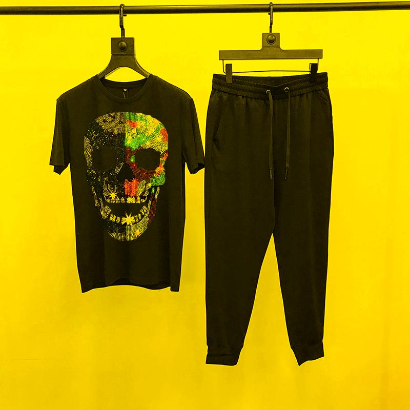 

Men's Tracksuits Very Good Skull Men Sets Short Sleeve Slim Design Tracksuit Brand Rhinestone High Quality T-Shirt TrousersMen's, As shown asian size