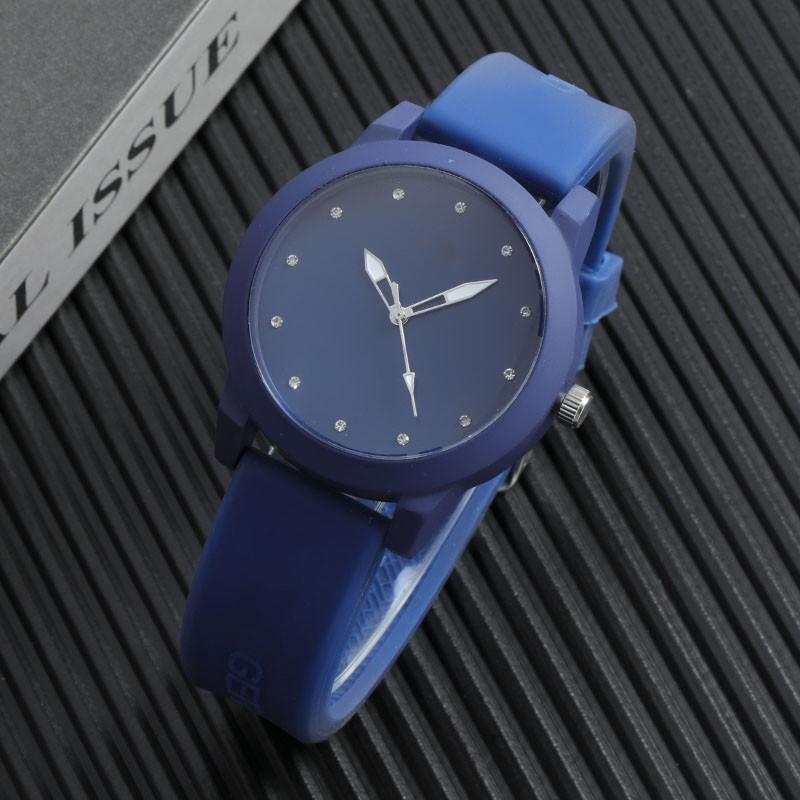 

Wristwatches Trend Brand Quartz Watches For Men Luxury Famous Silicone Band Male Watch Fashion Casual Clock THWristwatches, Red