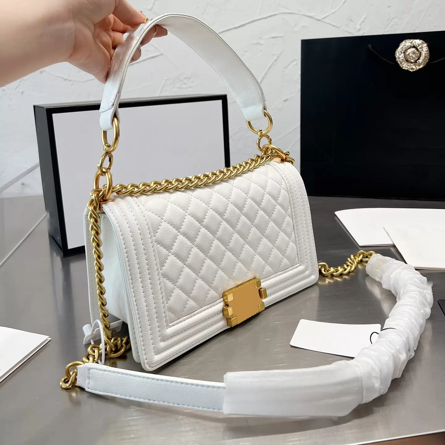 Womens Designer Boys Series Totes Bags Calfskin Quilted Classic Diamond Gold Metal Letter Handle Hardware Chain Shoulder Strap Crossbody Luxury L