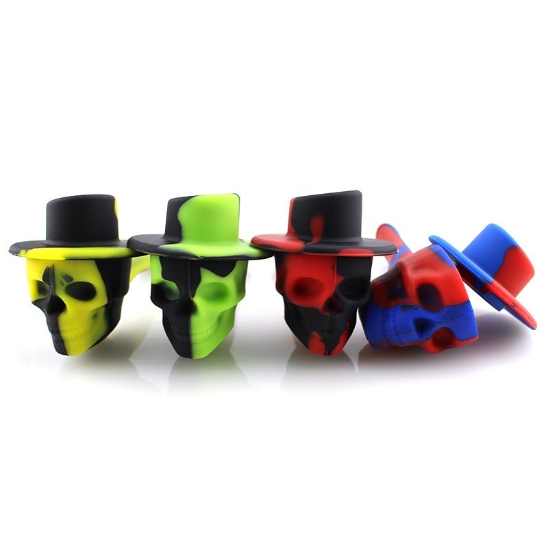 

Silicone Smoking Pipe With Lid Creative Portable Camouflage Filter Skull Shape Anti-fall Durable Smoking Set Best Gift for Man Woman