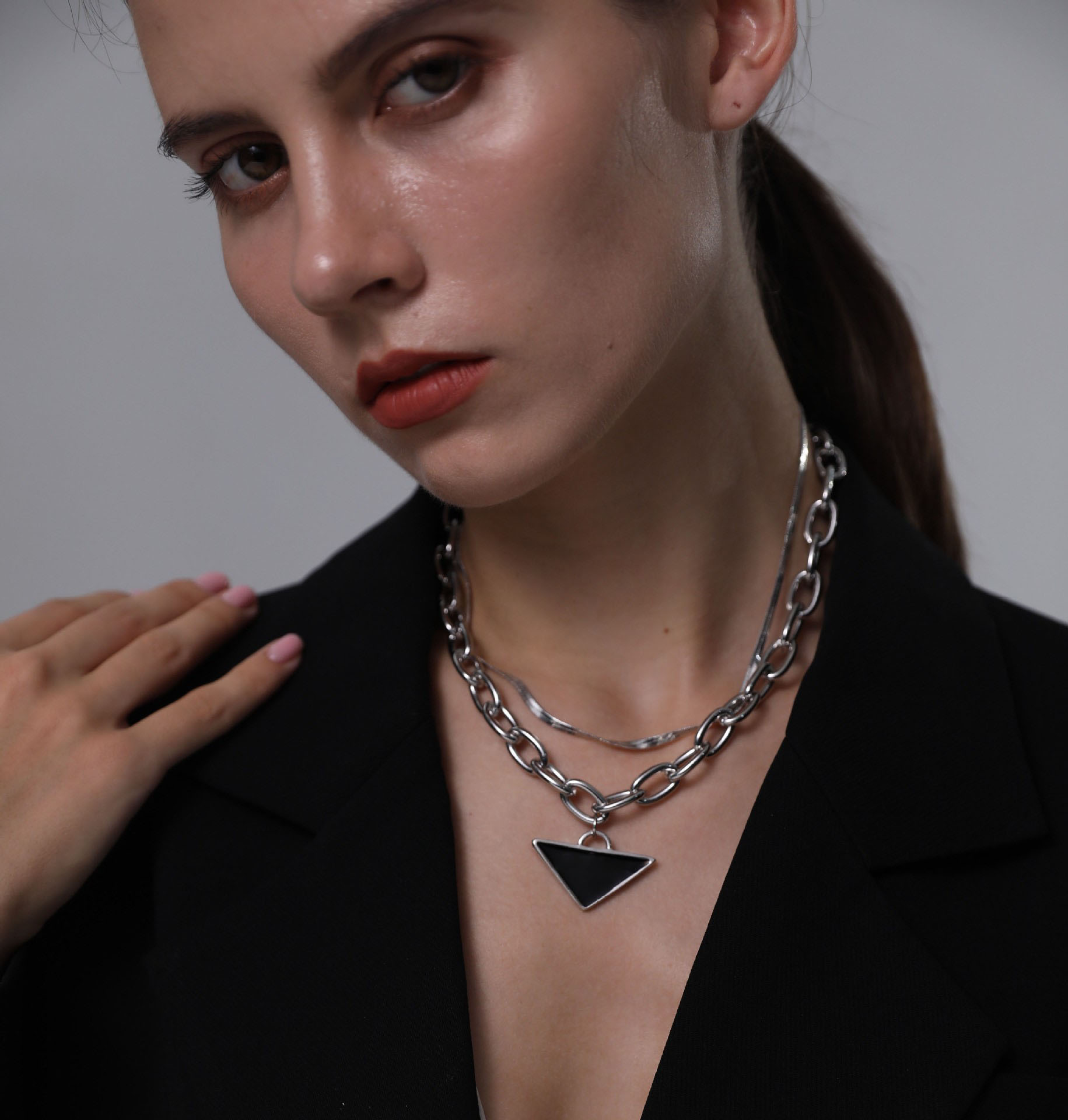 

Designer High quality Necklace silver Necklaces mans womens popular INS classic women inverted triangle pendants