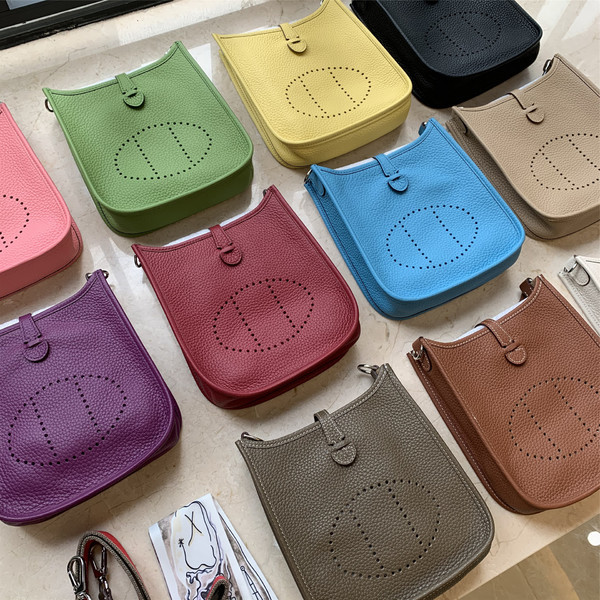 

Herme Evelyn High end leather womens Bag Mini hollowed out bag head layer cow portable One Shoulder Messenger wm, Classic black (silk scarf)