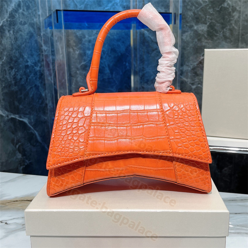 

Stunning 2022 Latest Fashion Women Shoulder Bags Handbags Women Totes Top Quality Cross Body Luxury Genuine Leather Retro Purse Wallets Handle Square 19 23CM, No bags