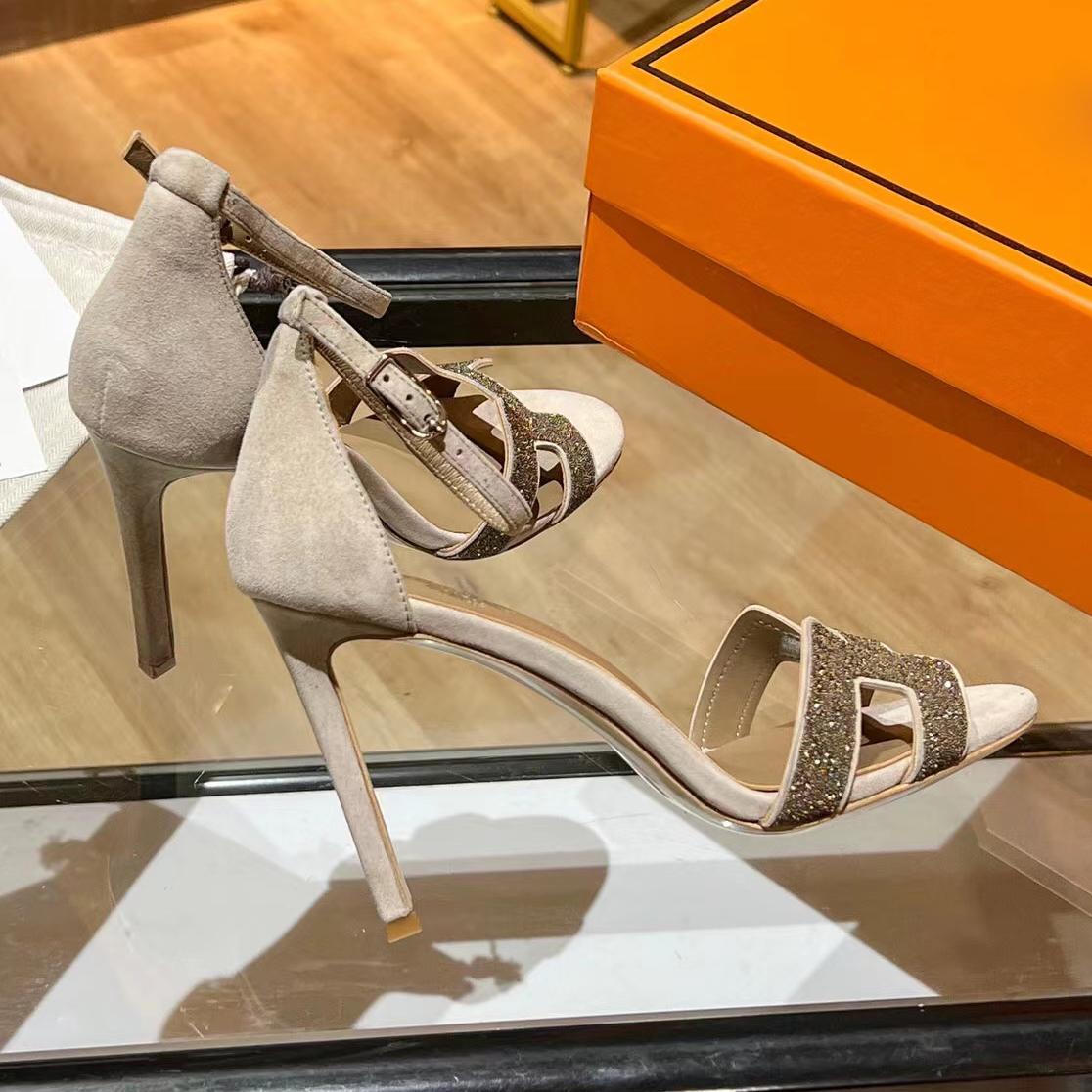 

Designer Sandals Santorini Sandals Women Slippers Classic Legend Sandal Casual Flat Wedge Heel Shoes Summer Beach Slides56, Color 1