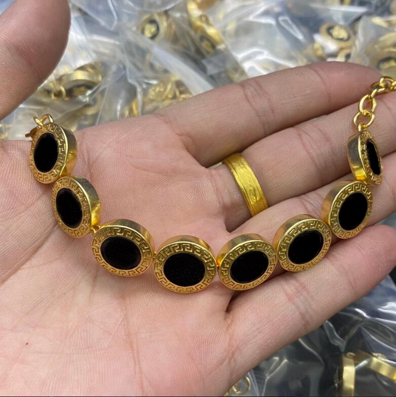 

Fashion new designed Pendants Cuba thick chain bracelet Banshee Medusa head portrait 18K gold plated women ladies bangle Designer Jewelry BKG5