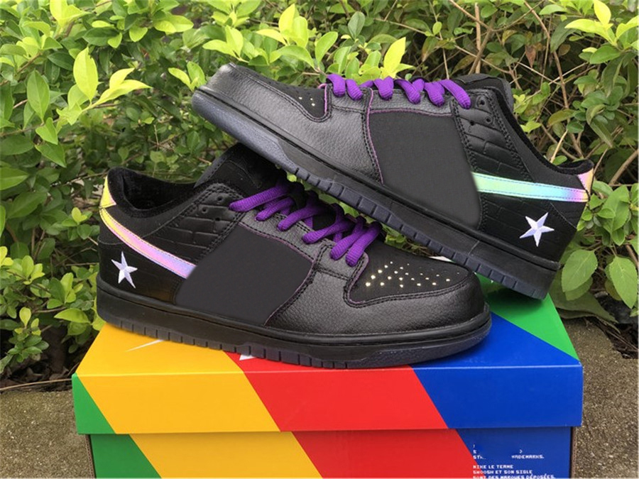

Familia x Authentic First Avenue Black Voltage Purple White Shoes Low Outdoor 3M Reflective Sports Sneakers Men Women With Original Box DJ11