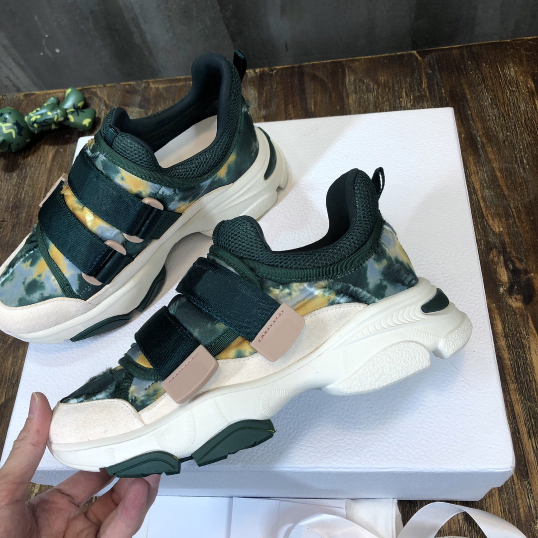 

D-Wander Sneakers Designer D Wander Casual Shoes Women Sneaker Embellished Technical Fabric Oblique Signature Thick Bottom Fashion Shoe Size 35-42, Customize