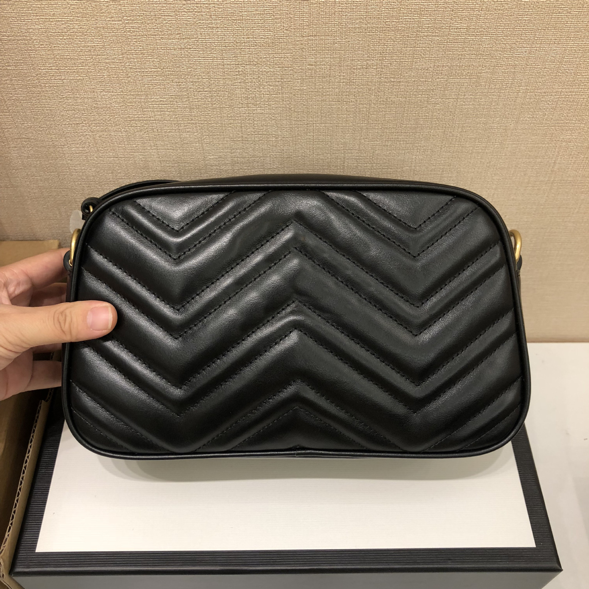 

Women Small Black Camera Crossbody Bags Totes G Designers Marmont Shoulder Bag Famous Brand Soft Leather Mini Purses Wallet Handbags White Red, Make up the difference