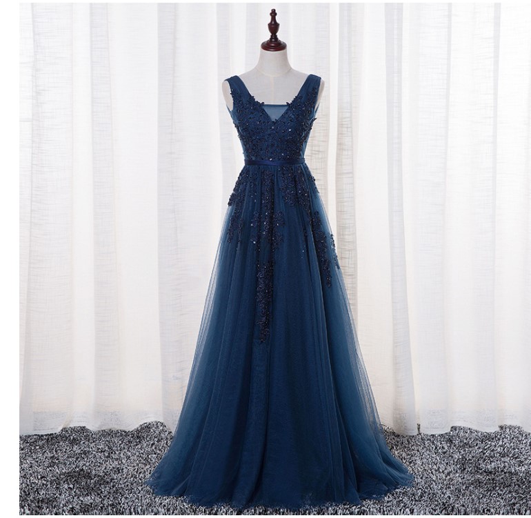 

Vestido De Festa V Neck Dresses Cap Sleeve Vintage Lace Appliques Beaded Navy Blue Bridesmaid Dresses Women Formal Party Gowns