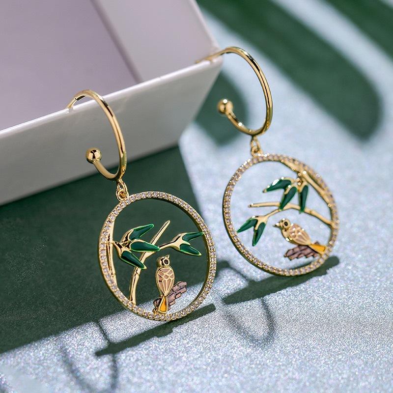 

Stud Chinese Style Retro Diamond-studded Branch Bird Earrings Natural Simple Hollow Round Ancient Swallow EarringsStud
