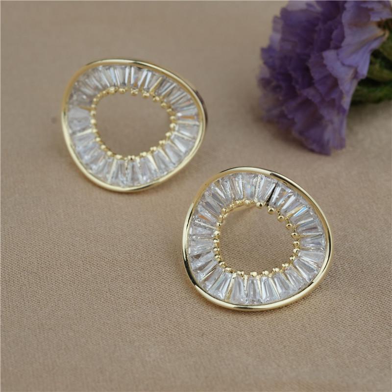 

Stud Ins Fashion Cubic Zirconia Exquisite Earrings For Women 2022 Simple Statement Luxury Jewelry AccessoriesStudStud