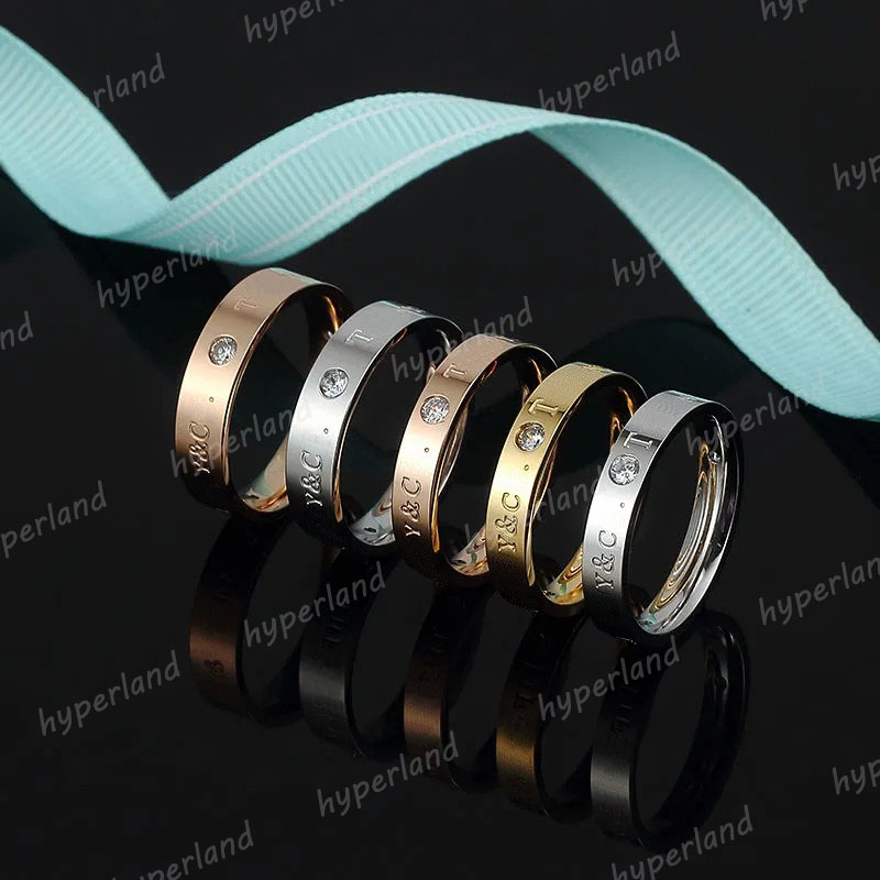 

Luxury Gold Rings Womens Engagement Gift Fashion Designer Rose Gold Couple Ring Mens Love Ringe With Letter T Jewelry For Women Party Rings