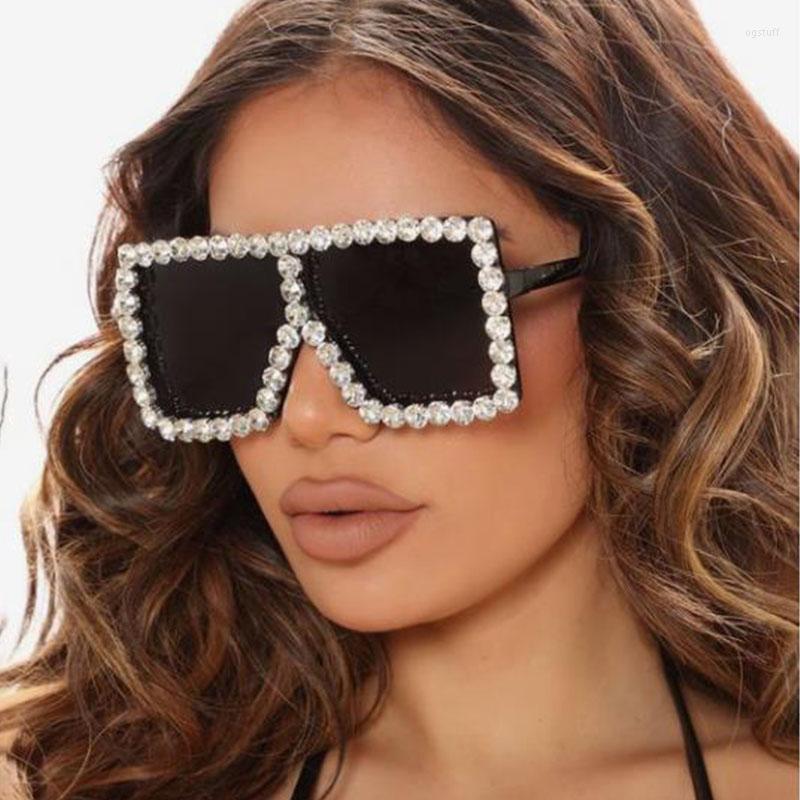 

Sunglasses Oversized Square Ladies Crystal Diamond Female Sun Glasses Fashion Big ElegantSunglassesSunglasses