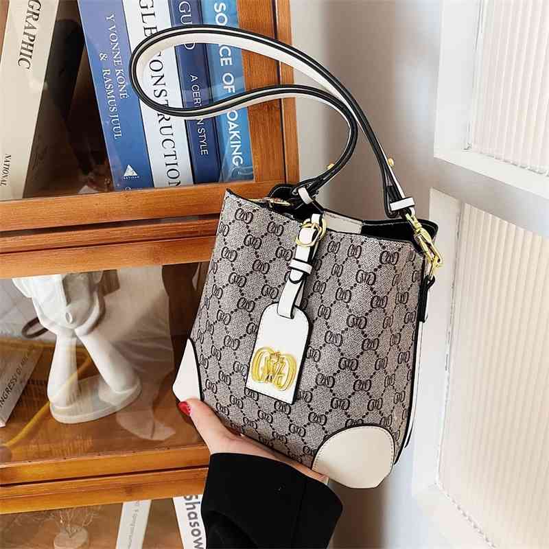 Bag women's bag spring bucket large capacity Versatile sling one Shoulder portable Messenger feeling s-image-772485733