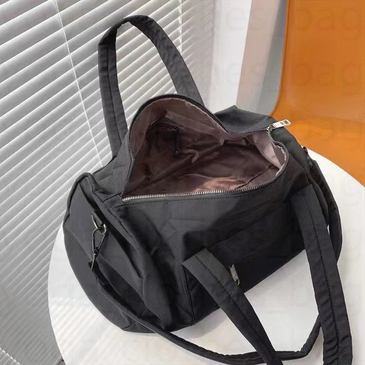 

lu yoga bag high-quality luxury brand-name handbag female wet waterproof large-capacity storage 25L Capacity messenger bag High Quality With Brand Logo