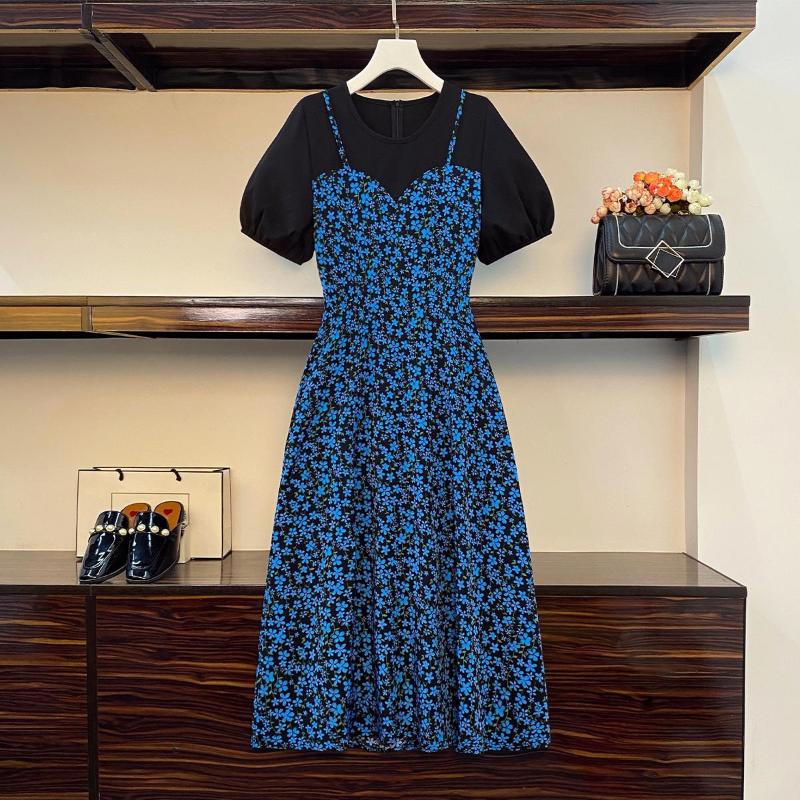 

Casual Dresses Big Size Women Blue Floral Korean Dress Summer 2022 Short Sleeve Chiffon Patchwork Fake Two Piece High Waist Slit Midi Dresse