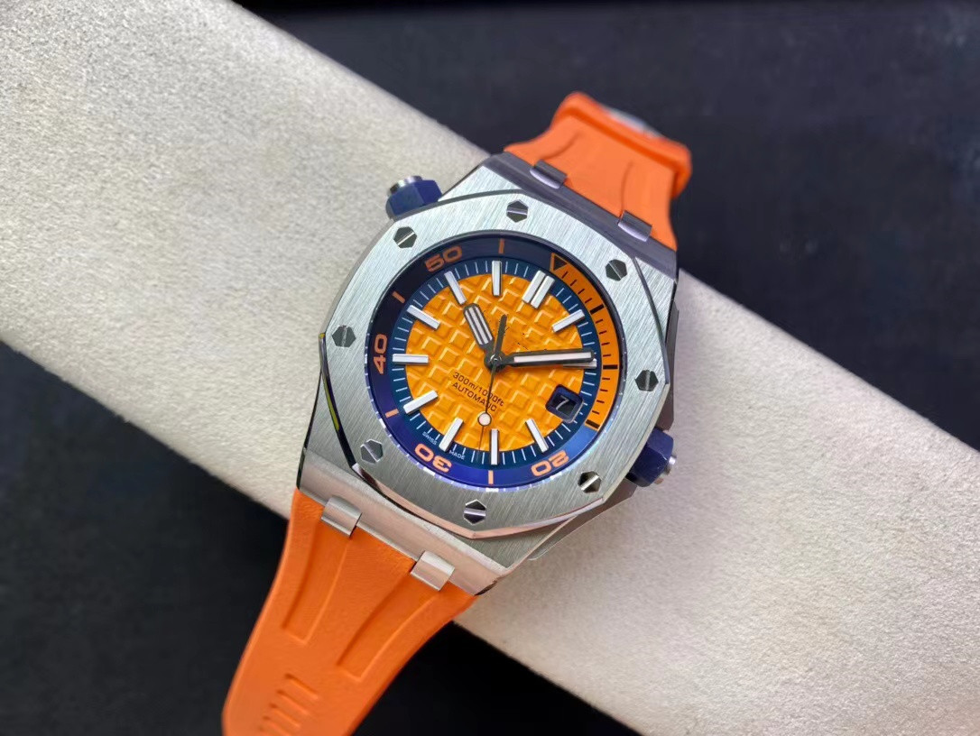 

JF 15706/15703/15710 Watch diameter 42mm equipped with Cal.3120 movement front and rear sapphire crystal mirror luminous filled natural rubber rod belt, As shown