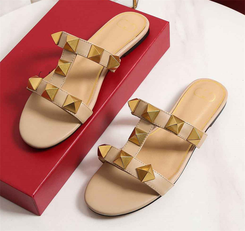 

2022 fashion fendace non-slip sandals slippers women's lightweight waterproof platform shoes rainy day Valentinoes student casual sandals yyyyyyyyyyqqgghh