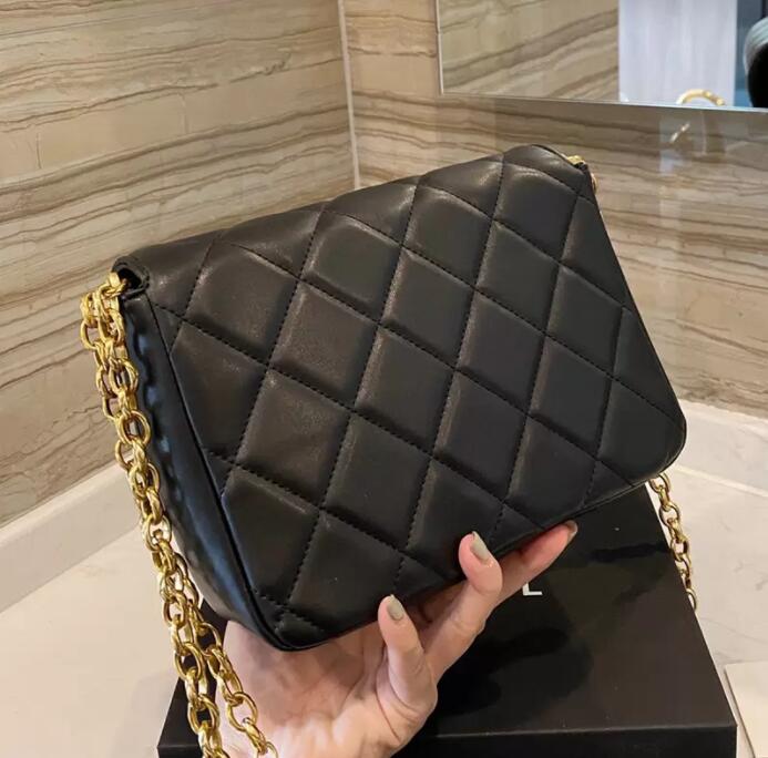 

TZ Women's Luxury Designer Classic Mini Flap Messengers Bags Gold Metal Chain Matelasse Quilted Shoulder Bag Large Capacity Vanity Cosmetic Case 20CM, Shipping