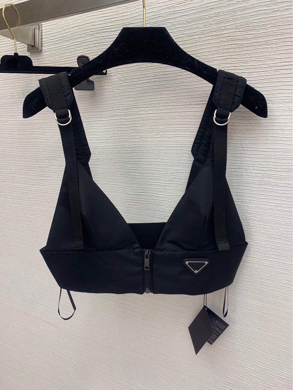 

Women's Tanks & Camis designer 2021 summer P home triangle suspender vest motorcycle bra women's versatile backing elastic band adjustable nylon CB5E, Black