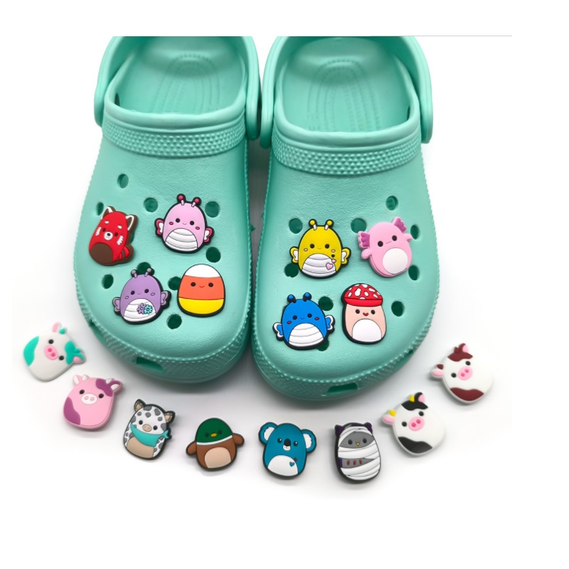 

Non-Plush toys mini cartoon croc JIBZ shoe charms 2D Soft pvc Shoe accessories Shoes Buckles Decorations for kids bracelets Sandals pendants