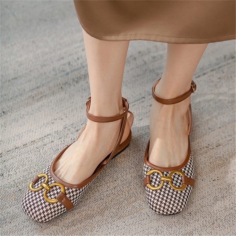 

Sandals Women Summer Retro Plaid Closed Square Toe Slip On Mules Shoes Ankle Strap Ladies Flat Sexy 220611, Brown