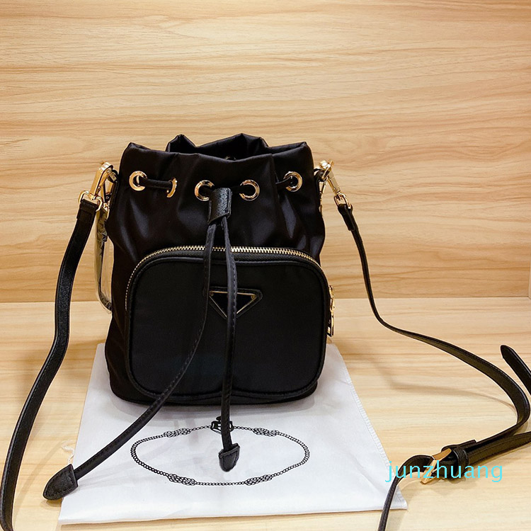 

Designer- Women Nylon Bucket bag purses Classic handbags ladies tote Barrel-shaped bag shoulder Bags 22cm, Black