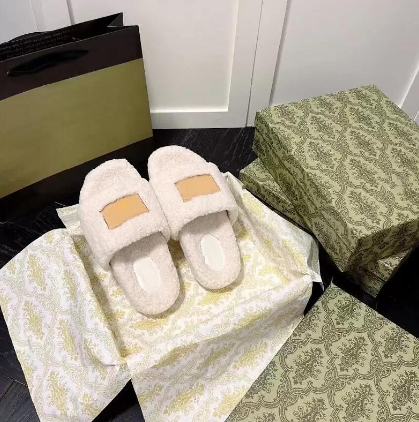

Women Winter Slippers Designers Plush Sandals Warm Slipper Women Slide Luxury Rabbit Fur Slides Flat Flip Flops Fluffy Furry Sandal Rubber Sole Wool, Black