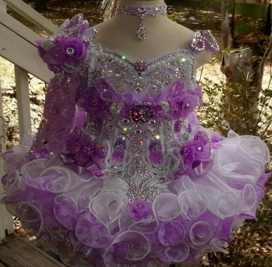 

2023 Organza Mini Cupcake Toddler Flower Girl Dresses Beaded Rhinestones Layered Ruffles Piping Cupcake White Little Glitz Girls Pageant Dress GC1205, Burgundy