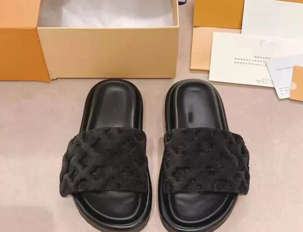 

Designers Smooth Calfkin Women Sandals Sunset Flat Comfort Mules Velcro Padded Front Strap Slippers Fashionable Easy-to-wear Style Slides Rubber Outsole Shoes, Go01