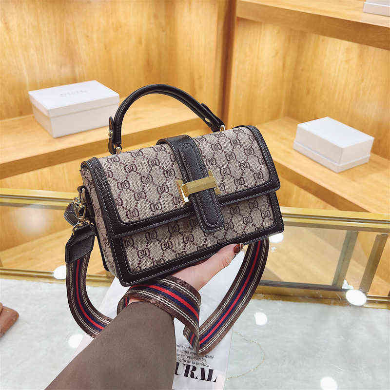 

Handbag Printed bag women's 2022 new sense of style women's bag versatile broadband Shoulder Messenger Bag, Black