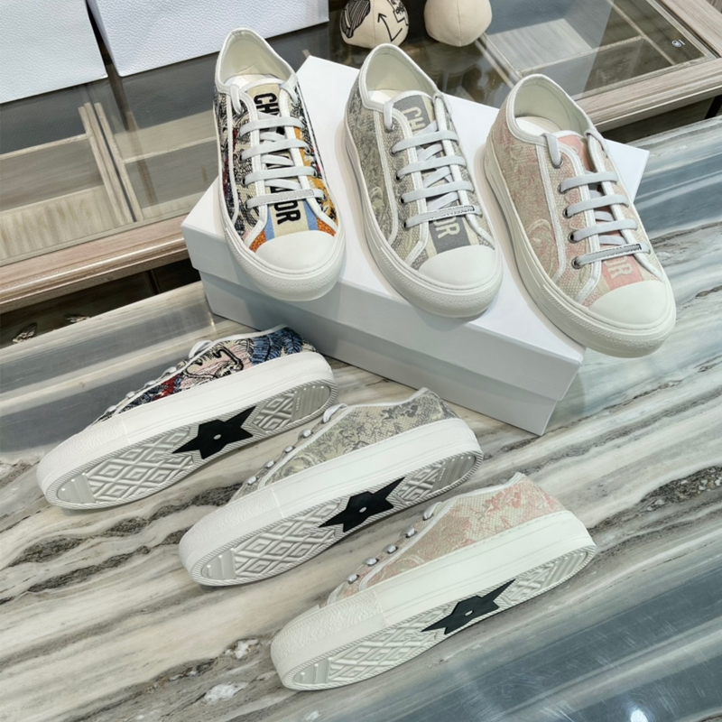 

Designer Sneakers WALK n canvas shoes Lace up Oblique Embroidery Low Top Platform Women shoe with box