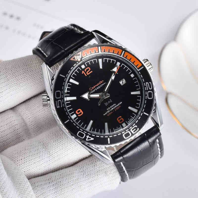 fashion watches for mens montre diamond movement Luxury designer Watch Fashion Women's Men's watch CU4J
