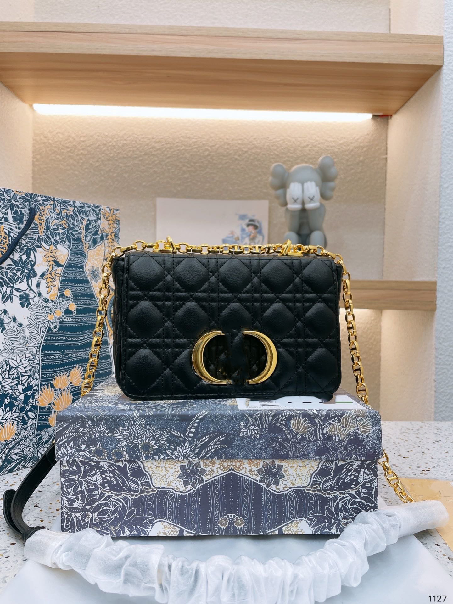 

women's designers shoulder bag Luxury tote purse handbag message bags cluth top quality classic Genuine leather saddle Crossbody Original Box Gold chain Black