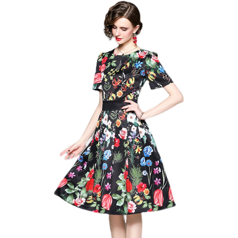 

Summer Floral Party Black Dress Woman Designer Short Sleeve Round Neck Loose Big Swing Birthday Party Dresses 2022 Runway Women Clothes Slim A-Line Pleated Midi Frock