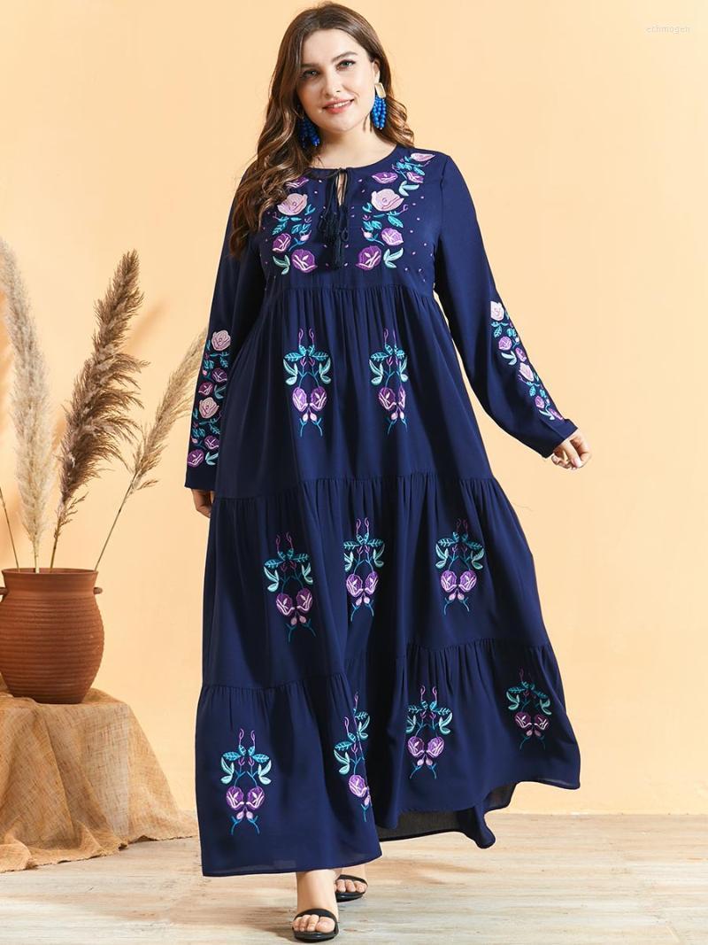 

Plus Size Dresses Women Muslim Dress Embroidery V Neck Kaftan Moroccan Abaya Islamic Flare Sleeve Dark Blue 4XL 2022 Autumn Echm22