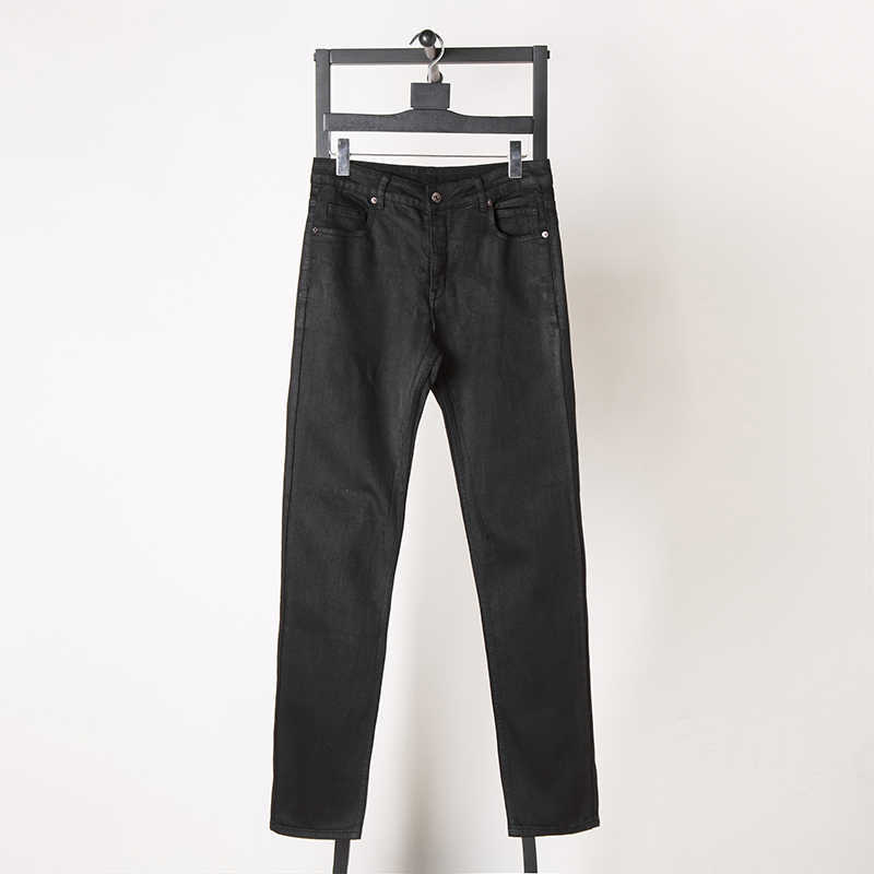 

Men' Jeans Classic black coated Denim Long pants with basic black wax