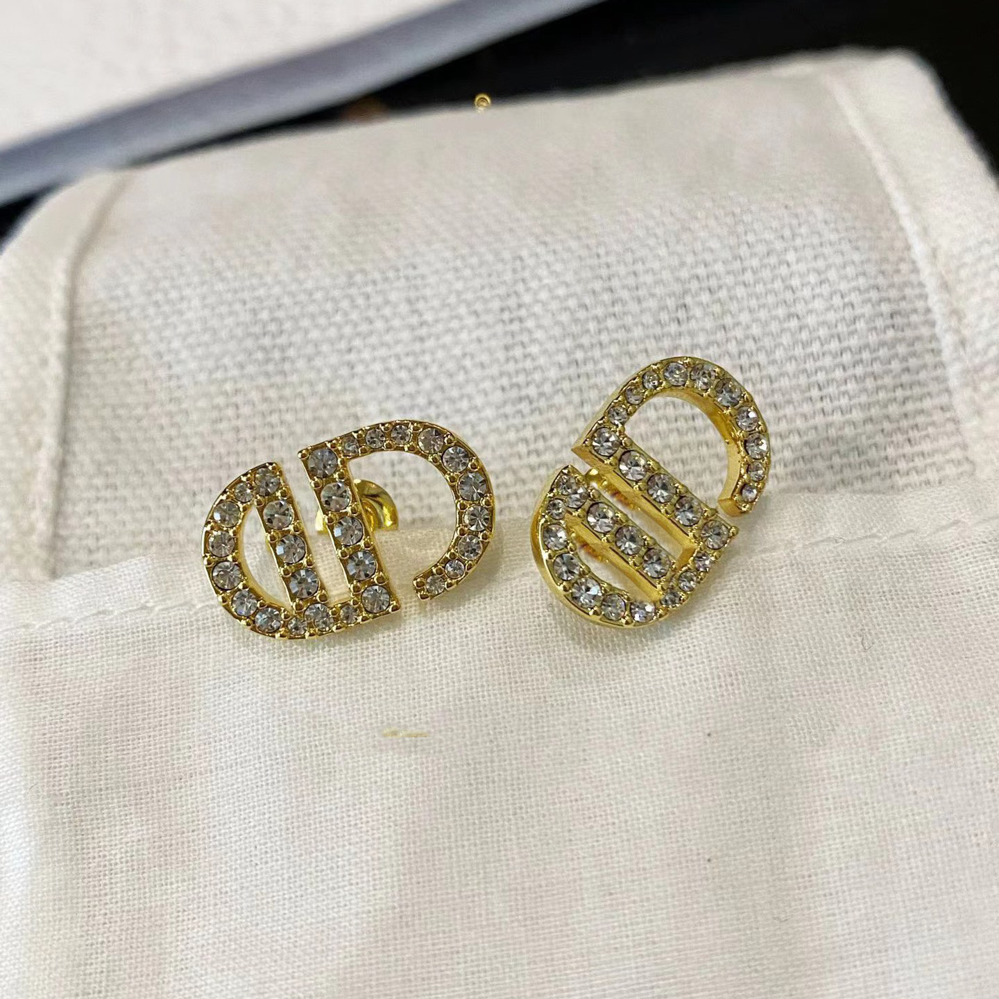 

D 2022 Designer Letter C Tassel Charm Earrings Stud Women Pearl Earring Internet Celebrity Pearl Earing Female Jewelry Woman die jhg