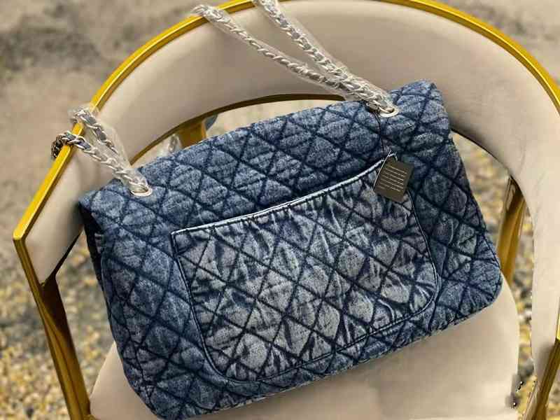 

Large-capacity CF bag rhombus solid color denim silver lock ladies shoulder designer messenger luxury hand, Black