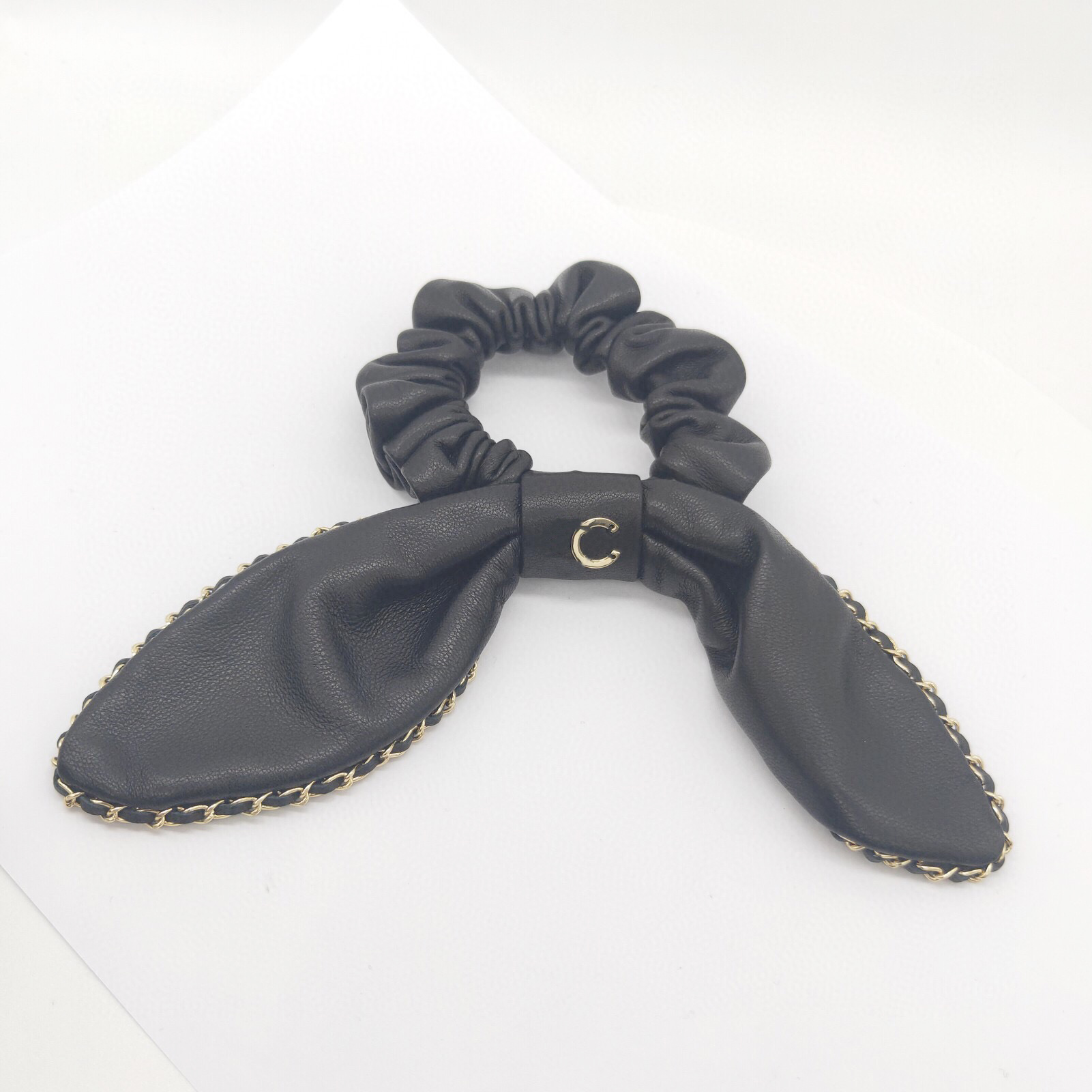 

2022 Top quality Charm hair rope with metal and black genuine leather for women wedding jewelry gift have stamp box PS7825