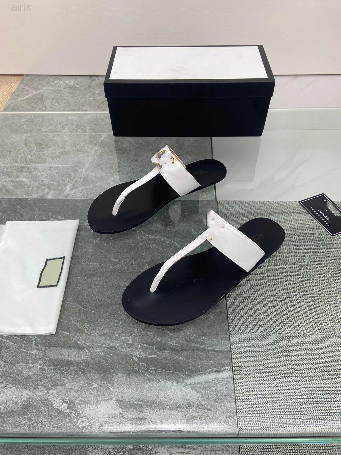 

Designer shoes flip-flops flip-flop flat slippers style for lovers size 35-44, White