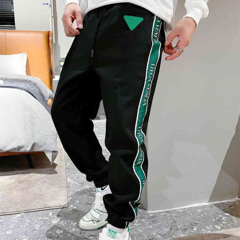 

Hot Selling Bv Autumn and Winter New Bottega 2022 Veneta Couple Leather Label Letter Webbing Plush Leisure Sports Pants for Men Women, Black