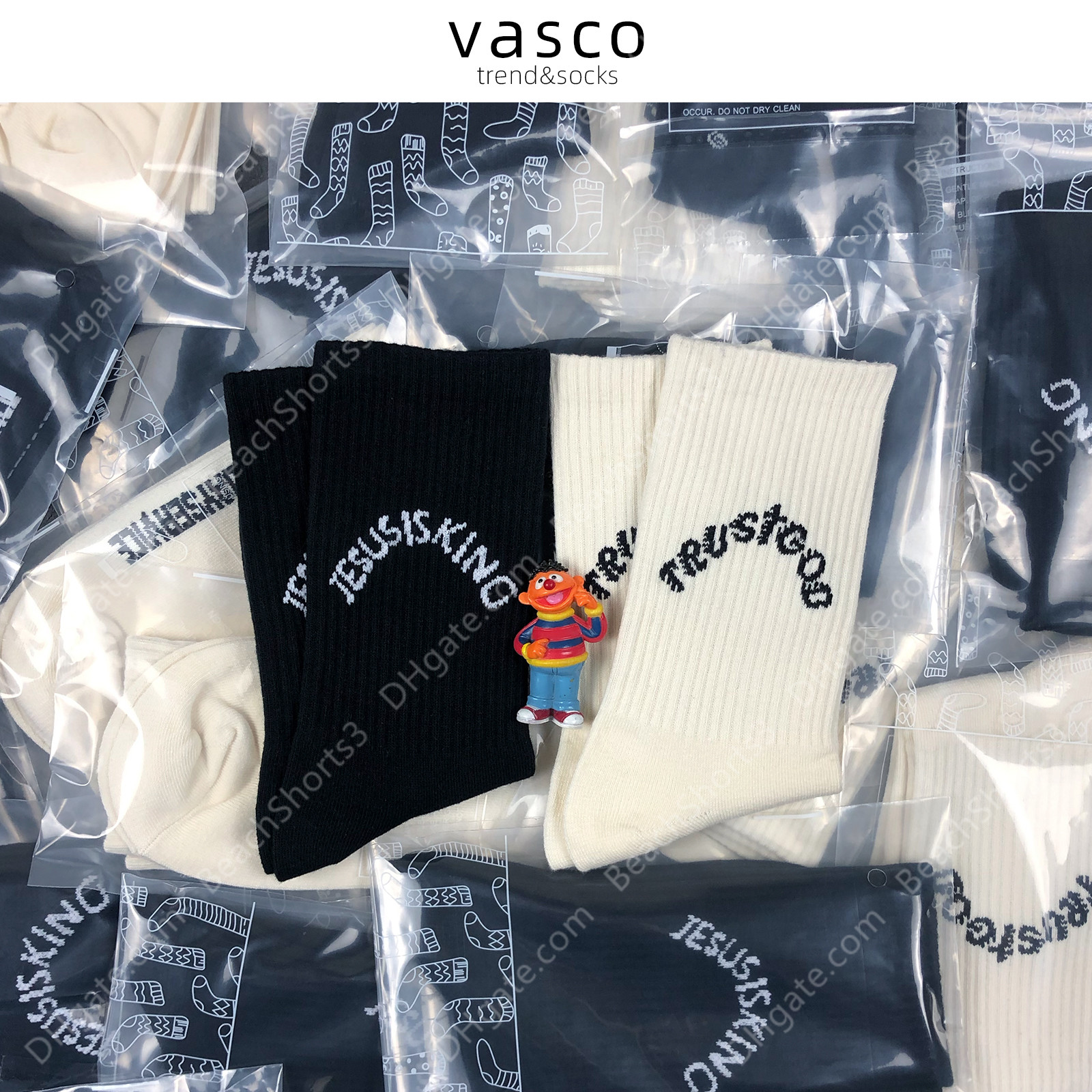 

Crew Top Street Fashion Cotton Socks Believe in King Trusted God Men Women Unisex Jesus Created World Christ Savior Redeemer Sox