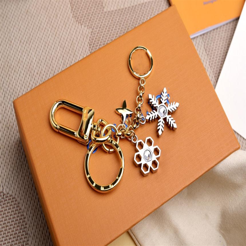 

Luxurys Designer Keychain Buckle lovers Car Keychain Handmade Leather Keychains Men Women Bag Pendant Accessories 17 Color283Q