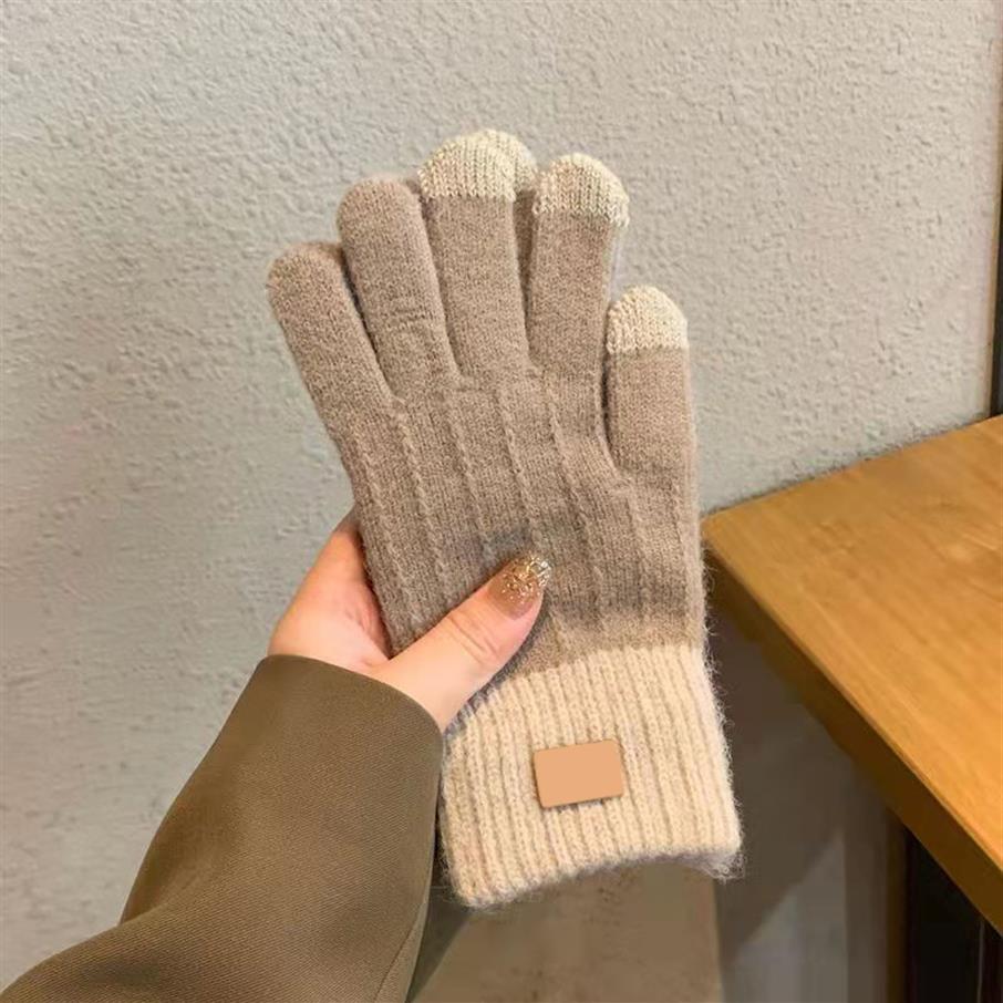 

New Women's Mittens Luxurys Designers Gloves Five Fingers Glove high quality outdoor warm and thick antize good329P